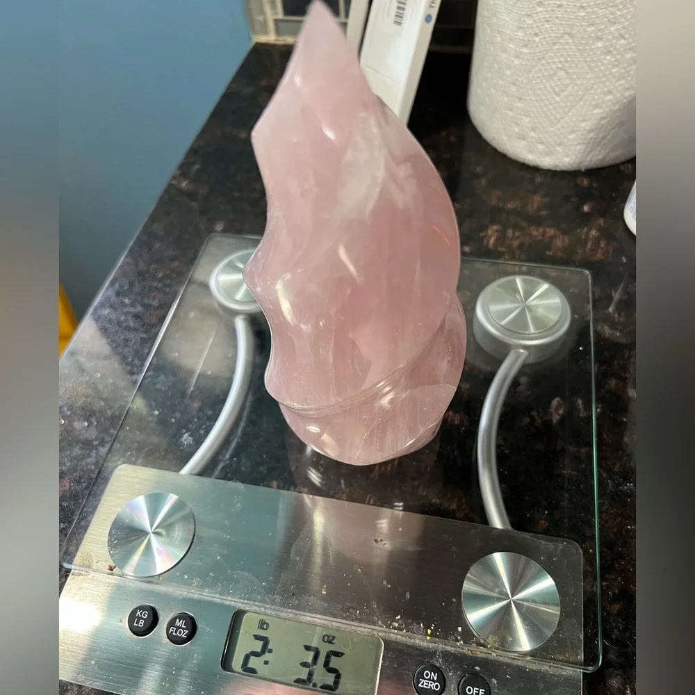 Elegant Rose Quartz Pink Crystal Sculpture - Picture 8 of 8